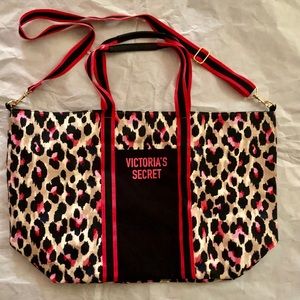 Victoria's Secret Bags - Victoria Secret Bag 💼 NWT Victoria's Secret Bags - Victoria Secret Bag 💼 NWT